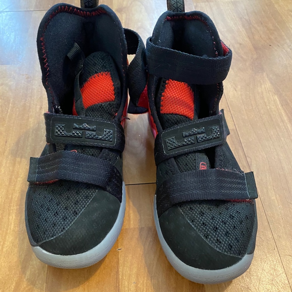 Boys Lebron James Sneakers
